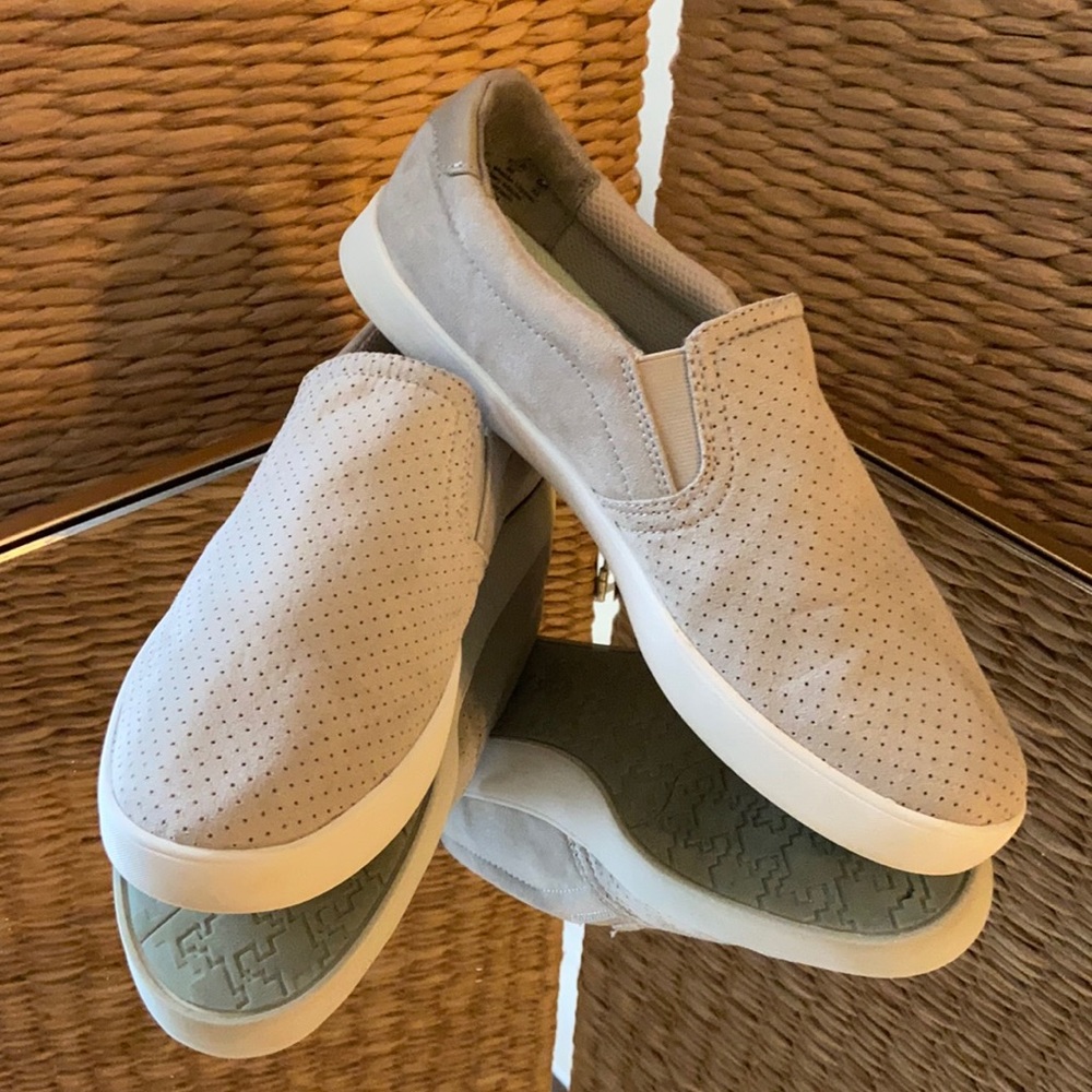 ⭐️Dr. Scholls - Mattison - Slip on Sneaker in Willow/Tan - Memory Foam - Size 8